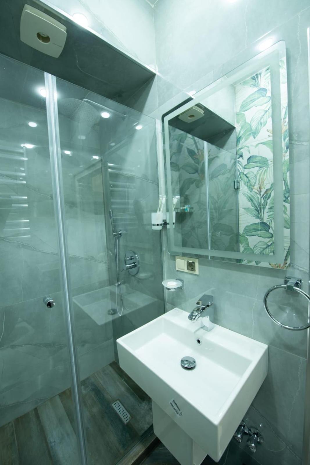 Marita Hotel Tiflis Dış mekan fotoğraf