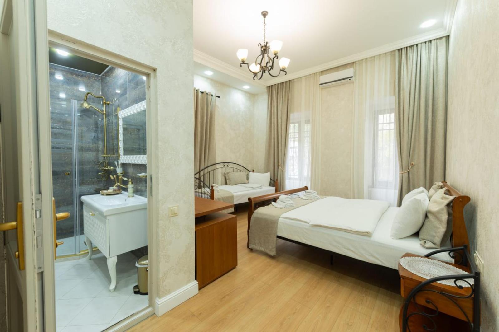Marita Hotel Tiflis Dış mekan fotoğraf
